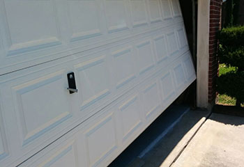 Garage Door Got Off Track - Altamonte Springs